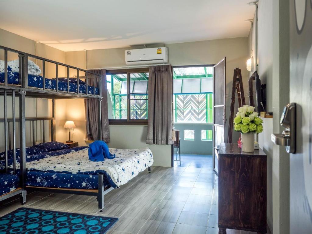 เอ็นจอยเฮาส์ Hostel เชียงใหม่ ภายนอก รูปภาพ